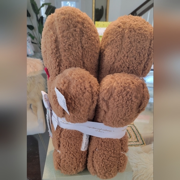 Cupcakes & Cashmere Gingerbread Set of 2 Christmas Holiday Pillows - Picture 5 of 7